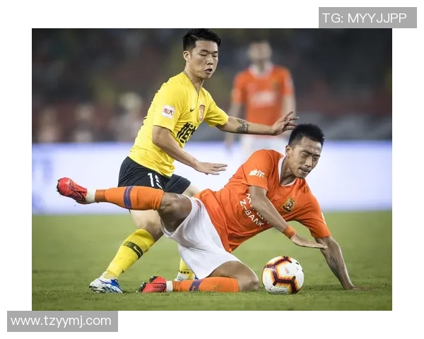 武汉足球队的战术变革与成绩波动分析与展望 武汉足球队的战术变革与成绩波动分析与展望